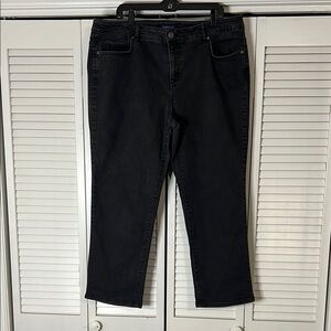 Bandolino Black Straight Leg Jeans Timeless Design -MANDIE